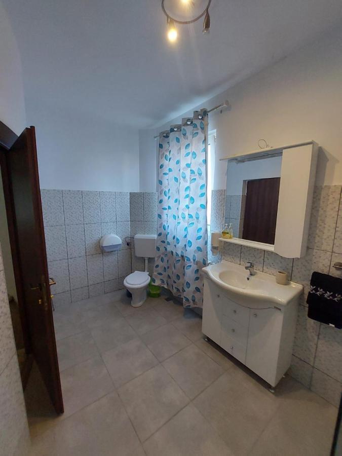 Apartamente Bobo Sîngeorgiu de Mureş Εξωτερικό φωτογραφία
